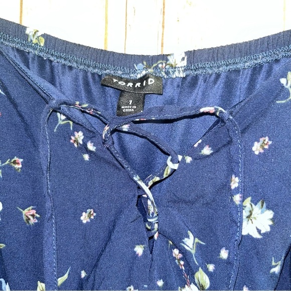 Torrid Babydoll Challis Lace Up High Low Blouse - Picture 5 of 8